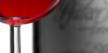Roter Wein im Glas
