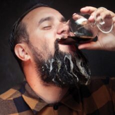 craft-beer-trinker