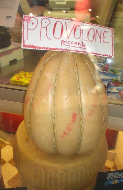 Italienischer Provolone